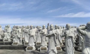 Thousand Statues Temple